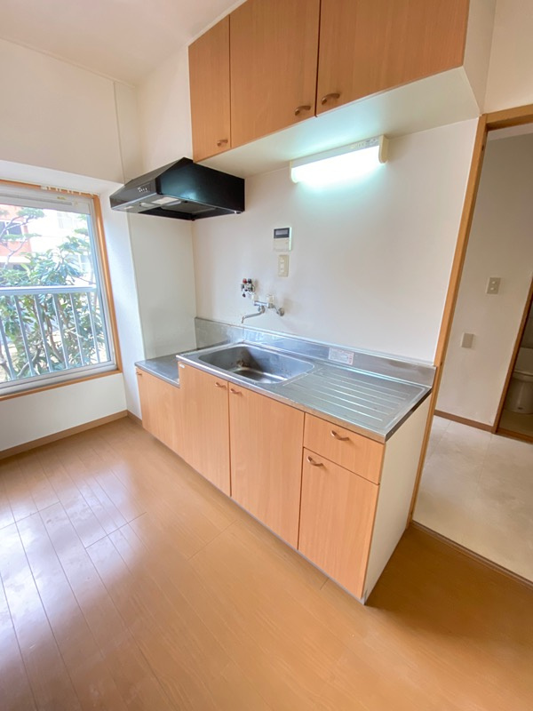舞子片山団地4号棟のキッチン|キッチンです
