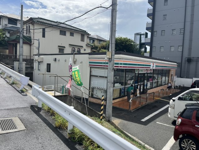 明舞第二団地　２号棟の周辺