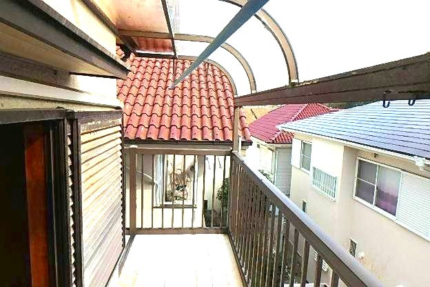 伊川谷町有瀬戸建のバルコニー|バルコニーからの眺めを楽しみながら食事をしませんか
