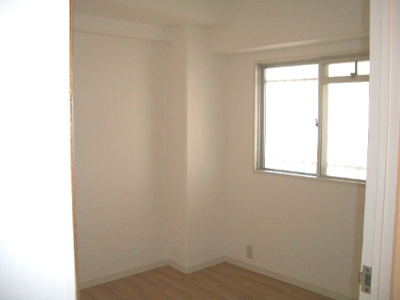 【寝室】 | 米虫ハイツ | フローリングのお部屋です