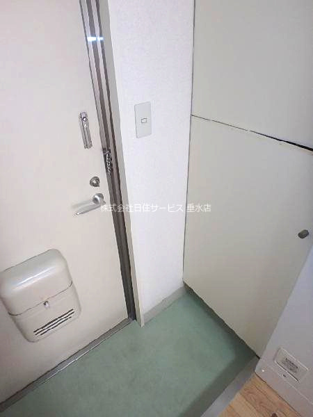 メゾンカンタチオの玄関|収納もある玄関です