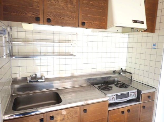 ドルミハイツ垂水A棟のキッチン|使いやすいキッチンです