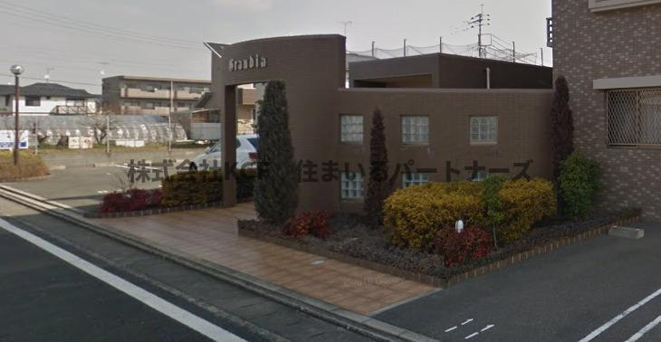 グランディアのエントランス|建物の内部です