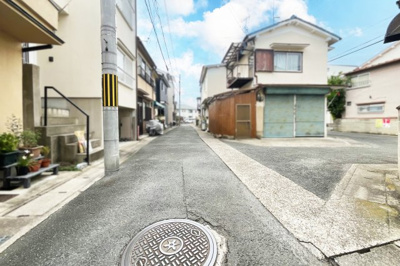 【前面道路含む現地写真】 | 右京区梅津罧原町　中古戸建 | 〈こちらの物件〉に興味がある方はお気軽にお問い合わせ下さい！月々のお支払い希望額からお客様が購入可能な物件の価格をシミュレーション致します！