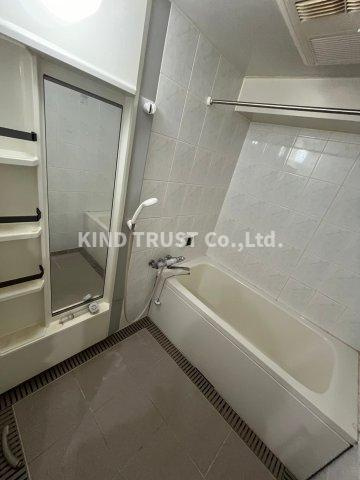 ルナ天神橋の浴室|日々の疲れを癒すお風呂付です