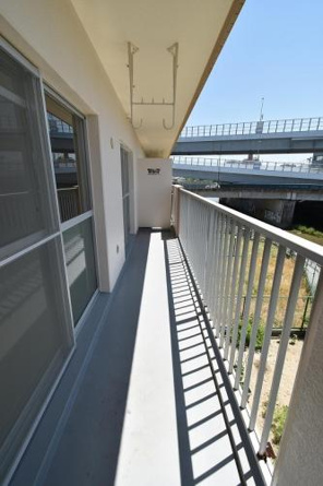 【バルコニー】