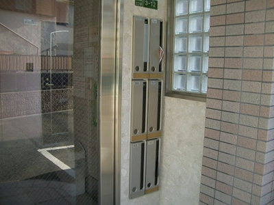 【ロビー】 | grace藤田 | 集合ポストです