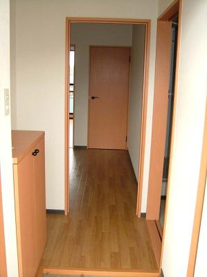 【玄関】 | Ｋ２コーポラス十五社 | ゆったりとした玄関です