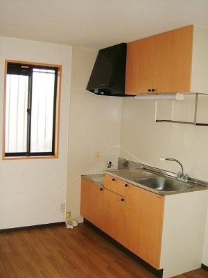 【キッチン】 | Ｋ２コーポラス十五社 | コンパクトなキッチンで掃除もラクラク