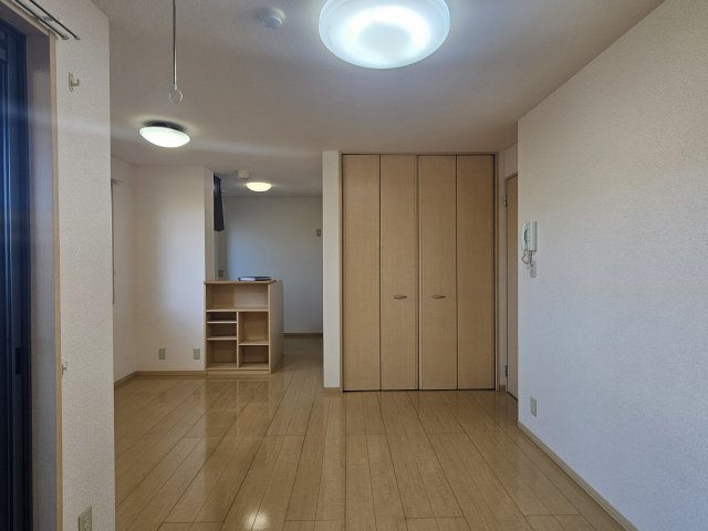 パークハイム弐番館　Ｂ棟の居間・リビング
