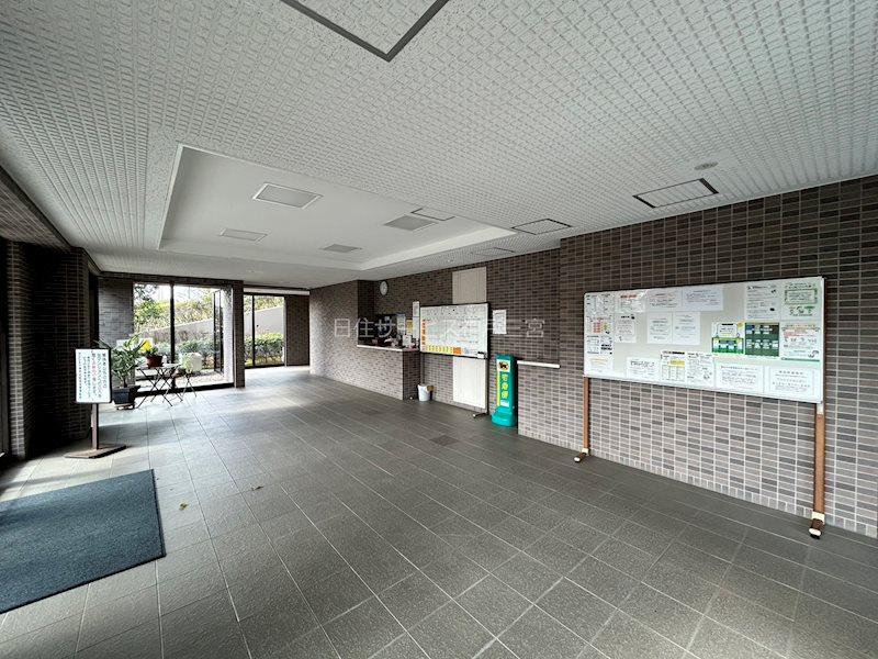 サンシティ神戸北町１番館のエントランス