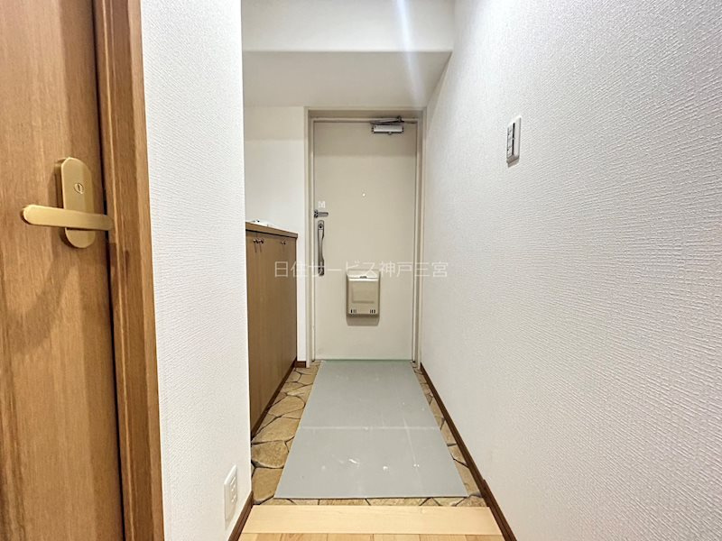 サンシティ神戸北町１番館の玄関