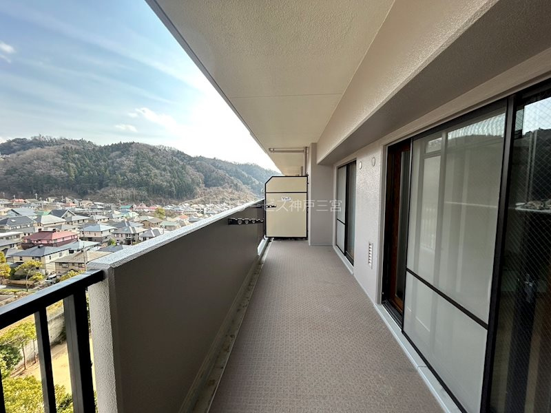 サンシティ神戸北町１番館のバルコニー