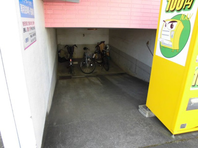 【外観】 | ドミールリッチ　バイク区画