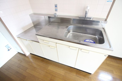 【キッチン】 | イーストコーストヴィラ | 二口ガスコンロ設置可能