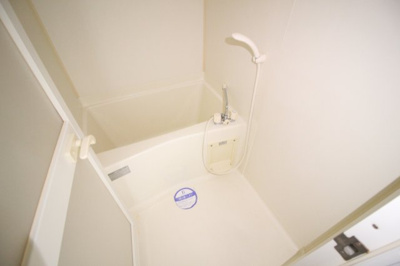 【浴室】 | イーストコーストヴィラ | 日々の生活に欠かせないお風呂