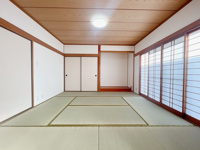 【和室】 | 古賀市舞の里5丁目　戸建 | 採光が取れる角部屋の和室です。探すと意外に少ないです。和室の暗く湿気たイメージは一切ありません。