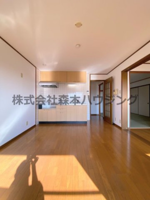 【居間・リビング】 | 　Vio東中野 | 使いやすいリビングです