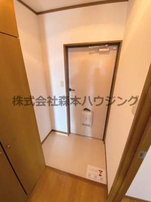 【玄関】 | 　Vio東中野 | きれいな玄関です