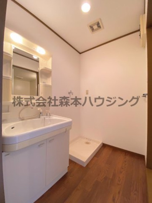 【洗面所】 | 　Vio東中野 | 使いやすい洗面所です