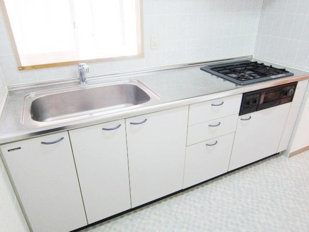 川口市飯塚１丁目の賃貸マンションのキッチン|別室参考写真です。