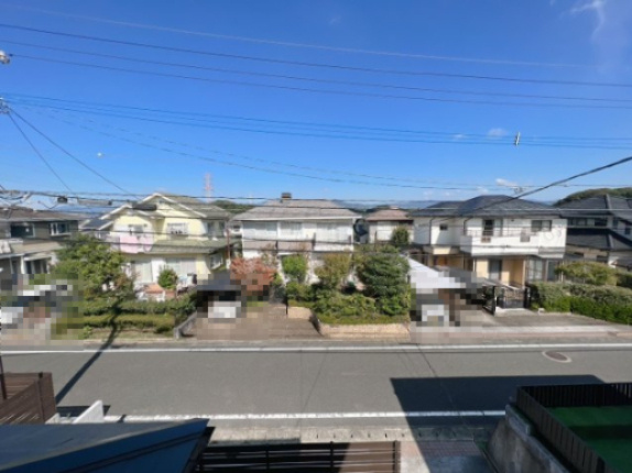 【展望】 | 筑紫野市美しが丘南4丁目　戸建 | 都会にあって落ち着きも感じるハイブリッド。バルコニーで気のすむまで物思いに。