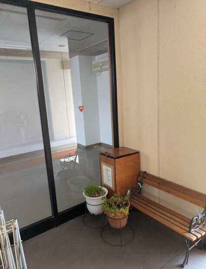 近江八幡市鷹飼町の店舗事務所の内装|室内です