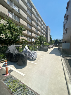 バイク置き場空き要確認　費用別途