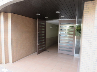 建物入口
