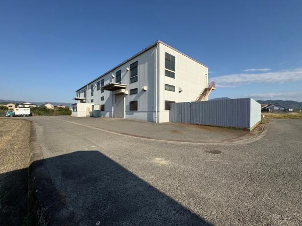 紀の川市下井阪　倉庫の前面道路含む現地写真