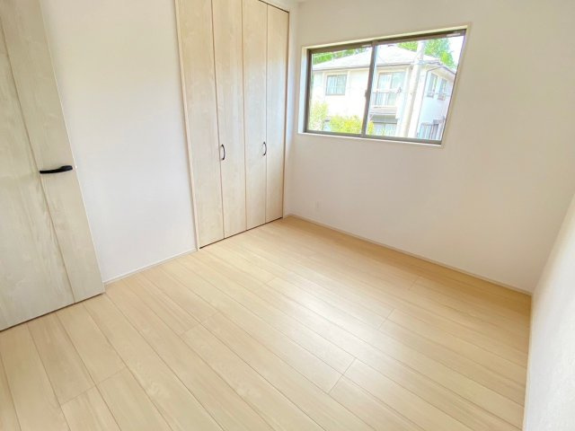 第2長嶺東9丁目　2号棟　3LDの洋室