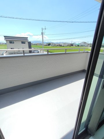 いろどりアイタウン熊本市南区八分字町のバルコニー