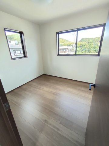 熊本市東区　第二長嶺東9丁目　1号棟　3LDKの洋室