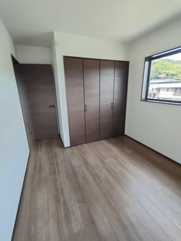 熊本市東区　第二長嶺東9丁目　1号棟　3LDKの洋室