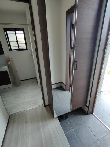 熊本市東区　第二長嶺東9丁目　1号棟　3LDKの玄関