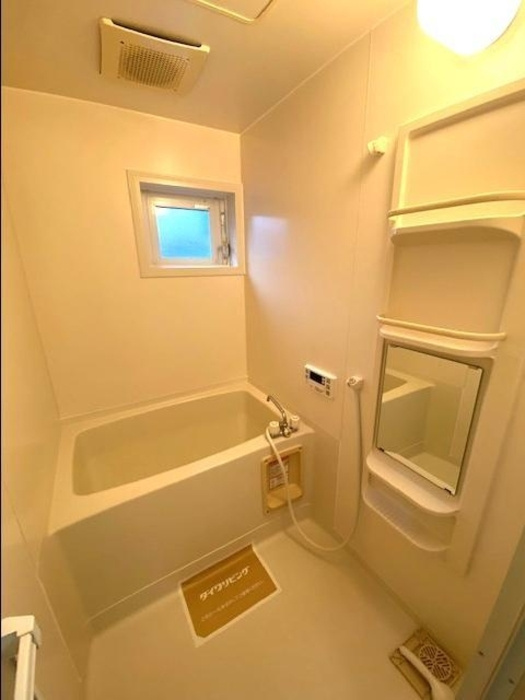 ブロッサム　Bの浴室