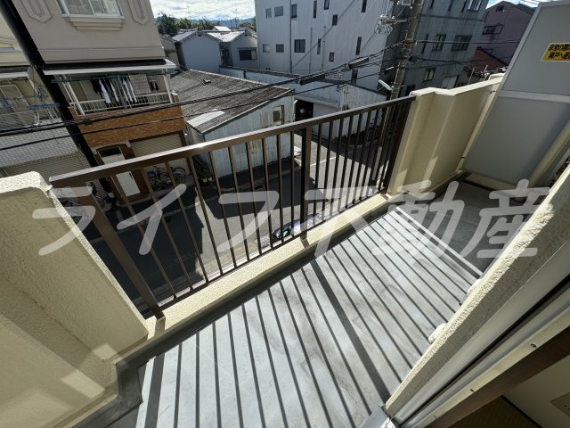 グランドメゾン浅田Ⅰのバルコニー|お洗濯にも便利なバルコニー付き