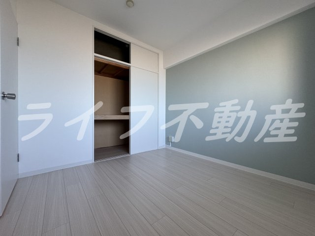 グランドメゾン浅田Ⅰの洋室|明るい洋室です