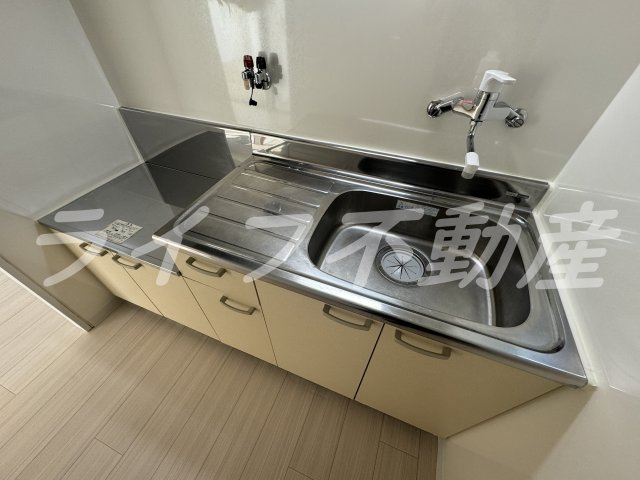 グランドメゾン浅田Ⅰのキッチン|コンパクトなキッチンで掃除もラクラク