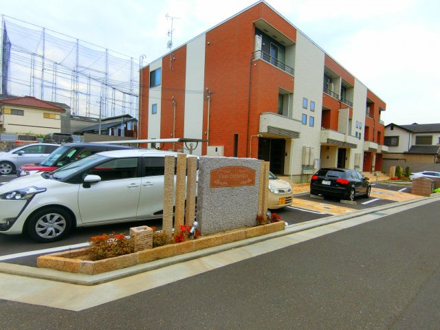 カーサエスプランドルの駐車場