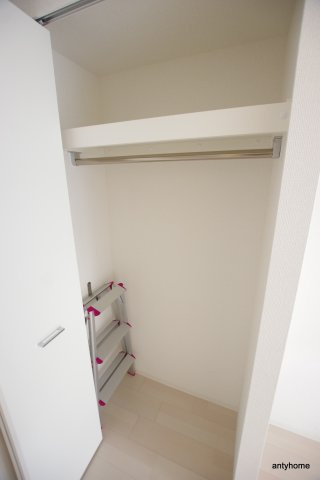 セレニテ本町ルフレ　仲介手数料無料の収納