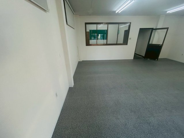 森の里貸店舗の内装