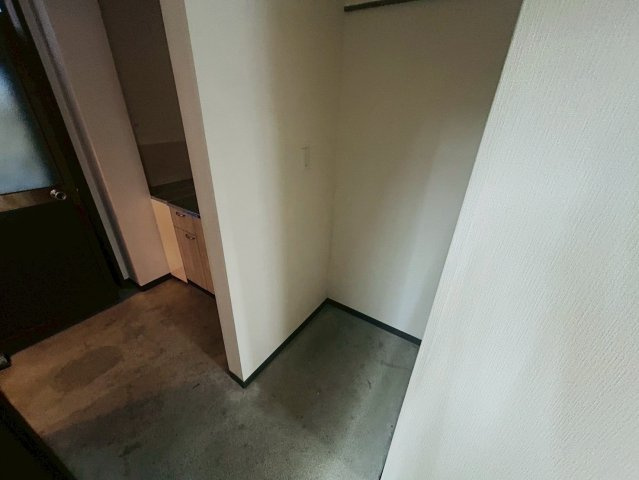 森の里貸店舗の内装