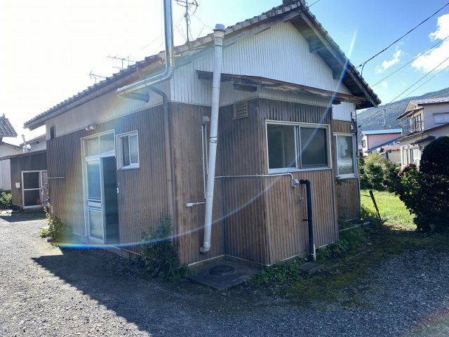 遠野市東舘町の一戸建て