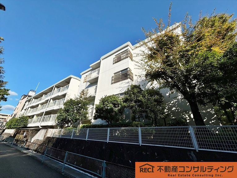 甲子園口南グリーンハイツの外観