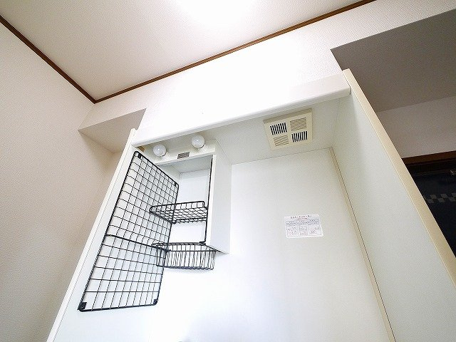 プロムナードのキッチン|コンパクトなキッチンで掃除もラクラク