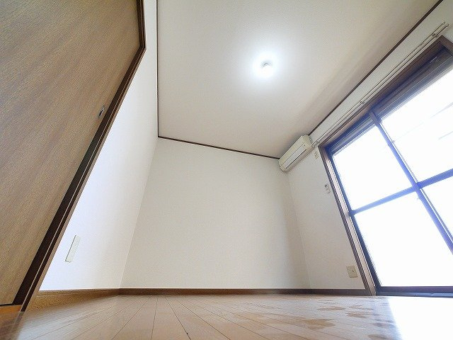 プロムナードの居間・リビング|おしゃれな居間です