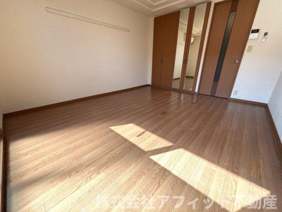 【居間・リビング】 | アルカディア明日香 | 洋室9.1帖