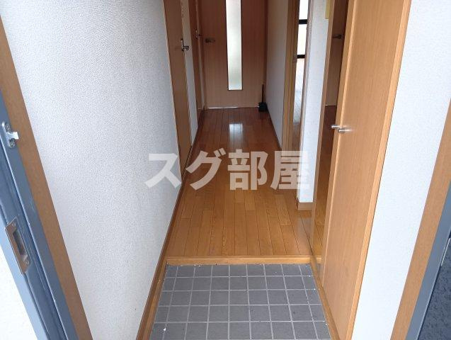 ユーミー清道の玄関