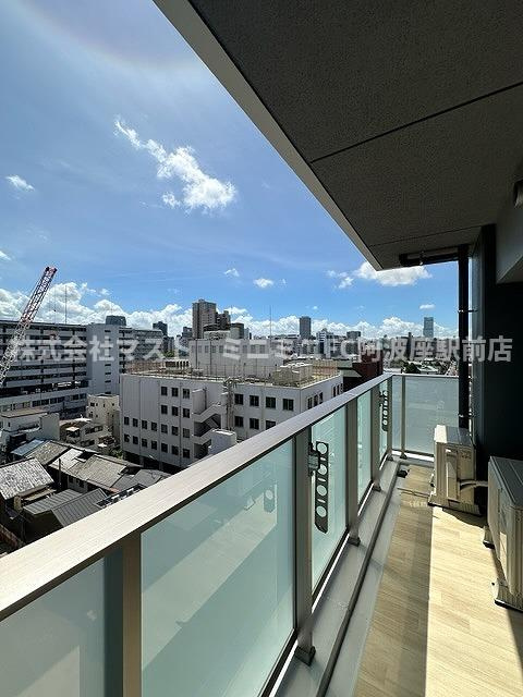 アーバネックス谷町六丁目のバルコニー